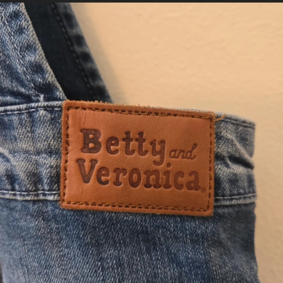 Betty and Veronica Blue Jean Overalls w/Cartoon Suspenders - Picture 5 of 7